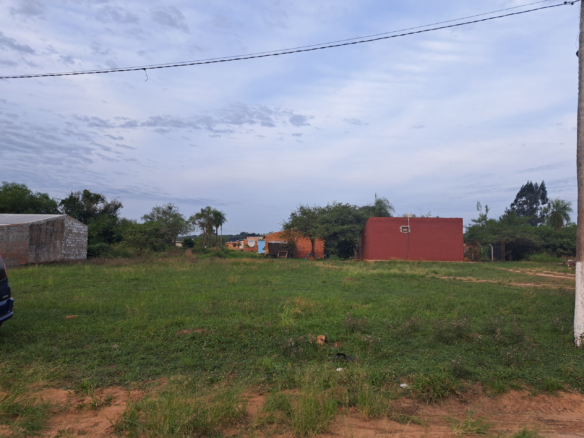 SE VENDE 3 TERRENOS JUNTOS EN LA CIUDAD DE VILLETA