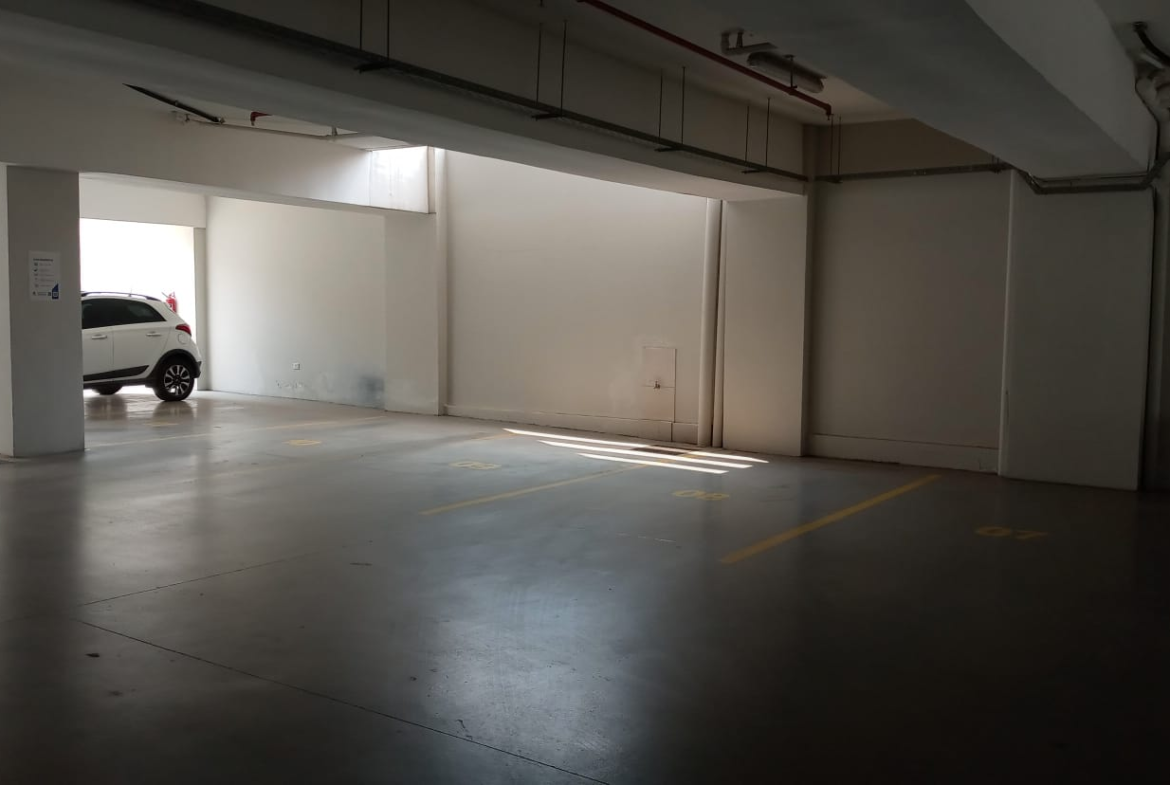 Vendo Dpto. en Edif LIFE Bruselas S/ Bruselas casi San Martín Barrio Ykua Sati
