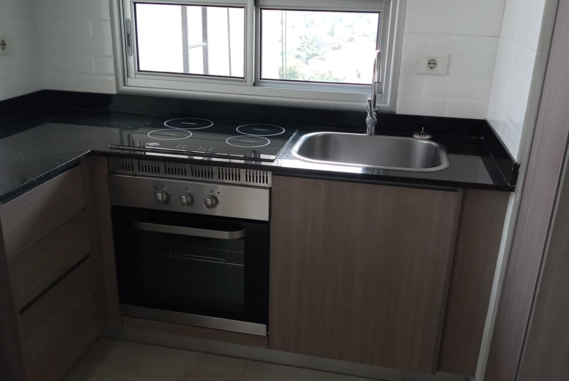 Vendo Dpto. en Edif LIFE Bruselas S/ Bruselas casi San Martín Barrio Ykua Sati