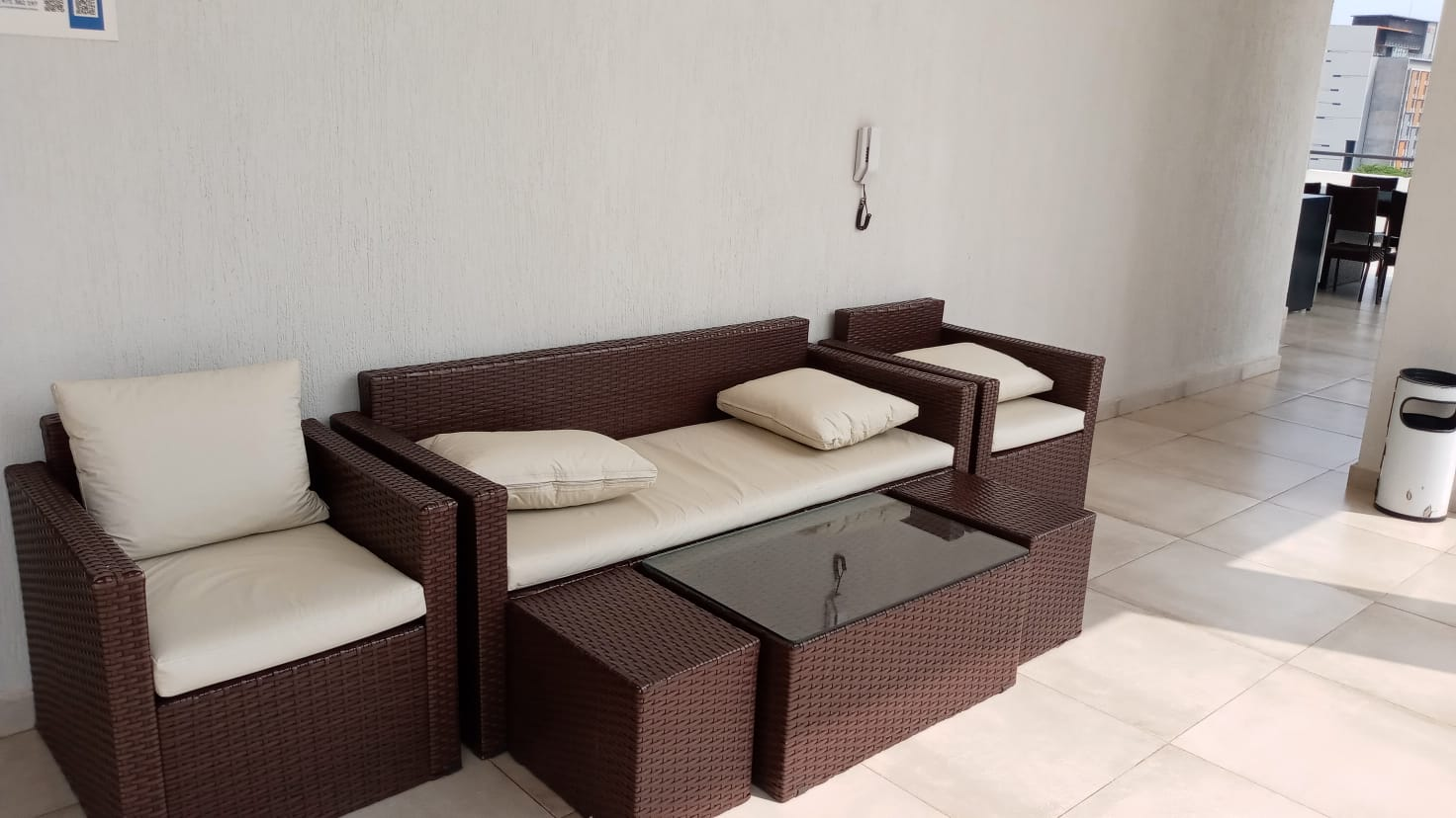 99f82428-27a6-4bdd-bf6e-77c2f6c57b77 Vendo Dpto. en Edif LIFE Bruselas S/ Bruselas casi San Martín Barrio Ykua Sati