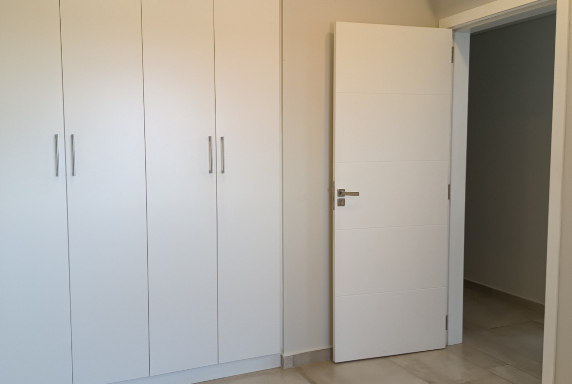 Vendo Dpto. en Edif LIFE Bruselas S/ Bruselas casi San Martín Barrio Ykua Sati