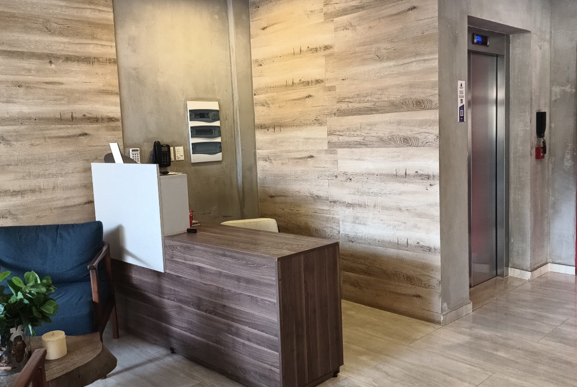 Vendo Dpto. en Edif LIFE Bruselas S/ Bruselas casi San Martín Barrio Ykua Sati